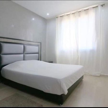 Moderne Appartement T3 A Gueliz Marrakesh Exterior photo