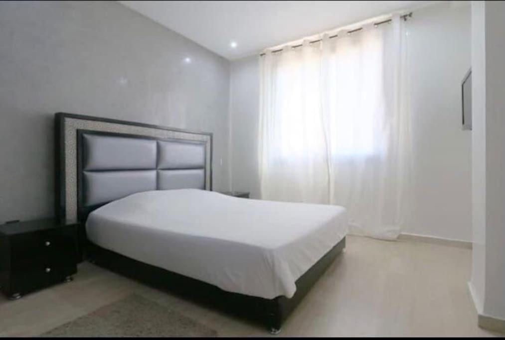Moderne Appartement T3 A Gueliz Marrakesh Exterior photo
