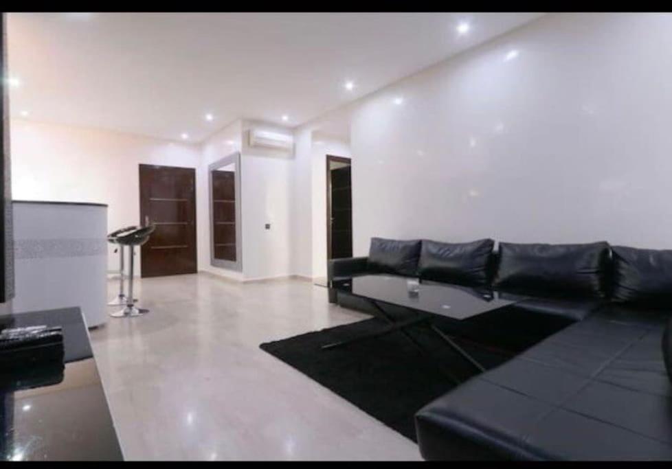 Moderne Appartement T3 A Gueliz Marrakesh Exterior photo